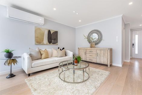 Photo of property in 123c Forrest Hill Road, Forrest Hill, Auckland, 0620