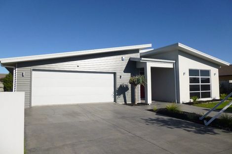 Photo of property in 15 Ebony Court, Rototuna North, Hamilton, 3210