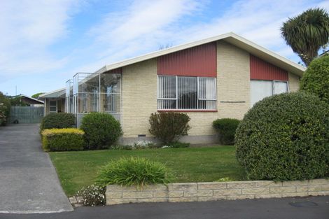 Photo of property in 32 Brogar Place, Casebrook, Christchurch, 8051