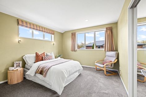 Photo of property in 64 Willowview Drive, Redwood, Christchurch, 8051