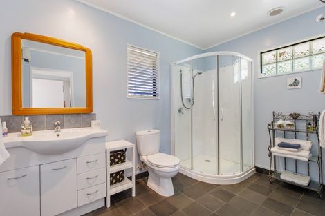 Photo of property in 22 North Road, Clevedon, Papakura, 2582