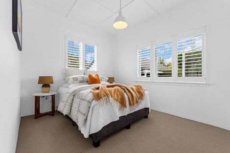 Photo of property in 1/10 Merani Street, Narrow Neck, Auckland, 0622