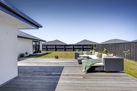 Photo of property in 100 Northmoor Boulevard, Rolleston, 7615