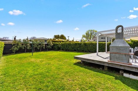 Photo of property in 1/64 Sunnynook Road, Sunnynook, Auckland, 0620