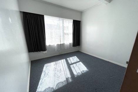 Photo of property in 42 Durham Street, Te Atatu Peninsula, Auckland, 0610