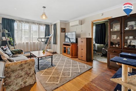 Photo of property in 89 Hewer Crescent, Naenae, Lower Hutt, 5011