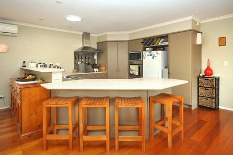 Photo of property in 6 O'sullivan Place, Waiuku, 2123