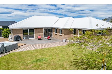 Photo of property in 25 Lancewood Way, Rangiora, 7400