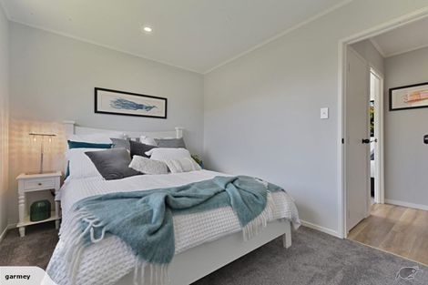 Photo of property in 174 Solar Road, Glen Eden, Auckland, 0602