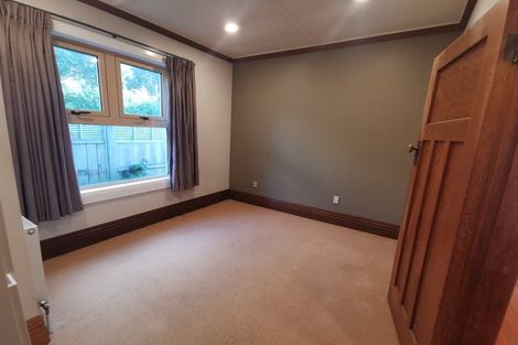 Photo of property in 2 Fernhill Terrace, Wadestown, Wellington, 6012