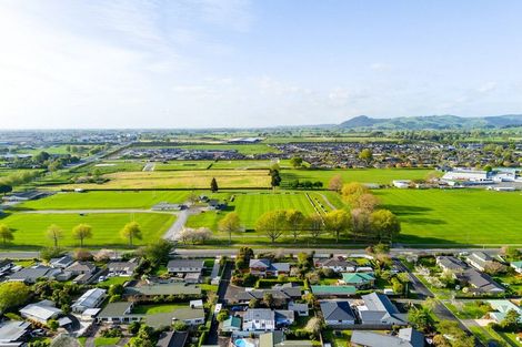 Photo of property in 71 Taylor Street, Cambridge, 3434