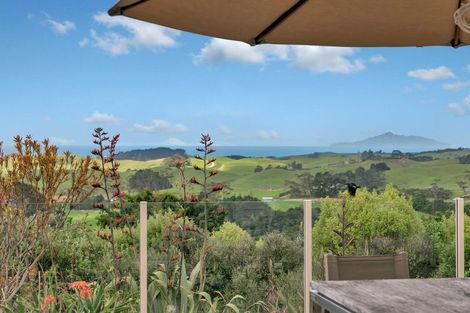 Photo of property in 435 Glenmohr Road, Waipu, 0582