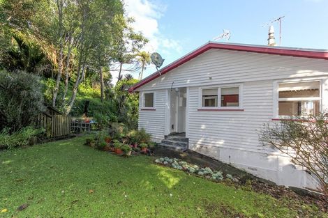Photo of property in 9 Sardinha Place, Marfell, New Plymouth, 4310