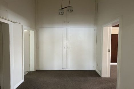 Photo of property in 36 The Parade, Island Bay, Wellington, 6023