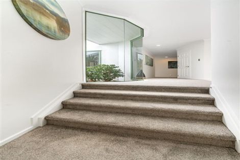 Photo of property in 10 Sandpiper Grove, Unsworth Heights, Auckland, 0632