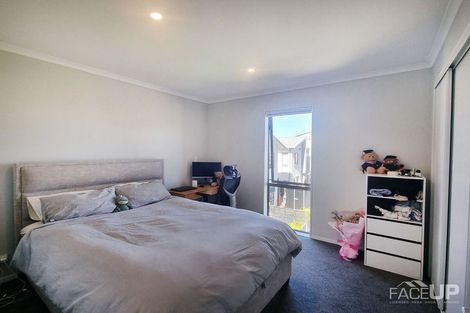 Photo of property in 1 Ko Tohu Place, Hobsonville, Auckland, 0616