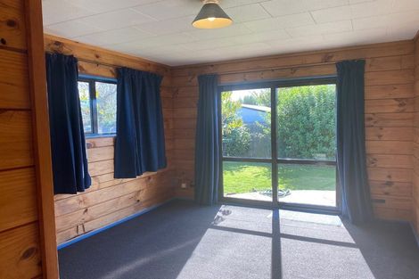 Photo of property in 27 Wiremu Street, Redwood, Christchurch, 8051