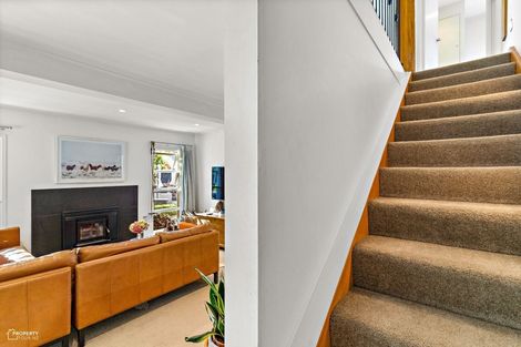 Photo of property in 19 Kempton Street, Greytown, 5712