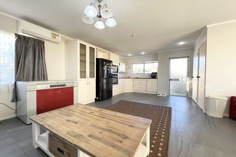 Photo of property in 1/119 Flat Bush Road, Clover Park, Auckland, 2023
