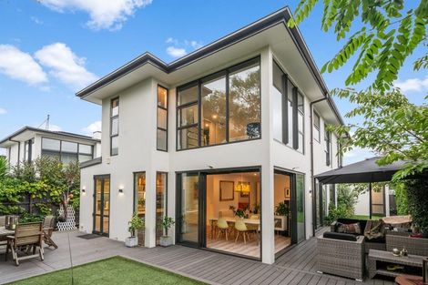 Photo of property in 53 Innes Road, St Albans, Christchurch, 8052