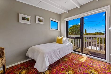 Photo of property in 11d Trinidad Road, Sunnynook, Auckland, 0620