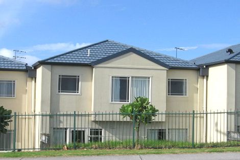 Photo of property in 147a Hobsonville Road, West Harbour, Auckland, 0618