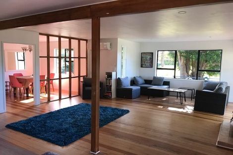 Photo of property in 642 Matapouri Road, Matapouri, Whangarei, 0173