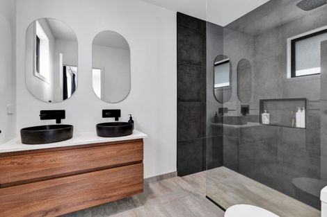 Photo of property in 11 Midsummer Avenue, Stratford, 4332