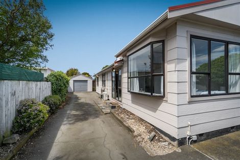 Photo of property in 113 Estuary Road, South New Brighton, Christchurch, 8062