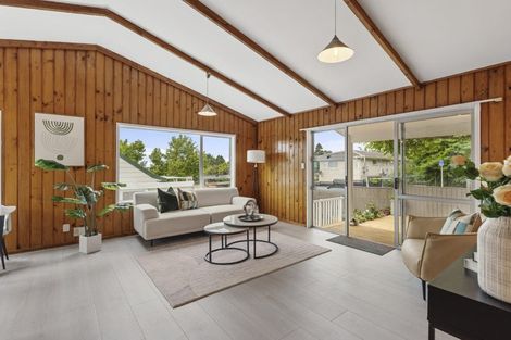 Photo of property in 5/1 Pimento Place, New Lynn, Auckland, 0600