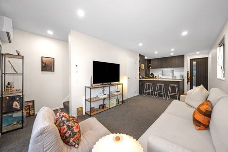 Photo of property in 1/329 Lincoln Road, Addington, Christchurch, 8024