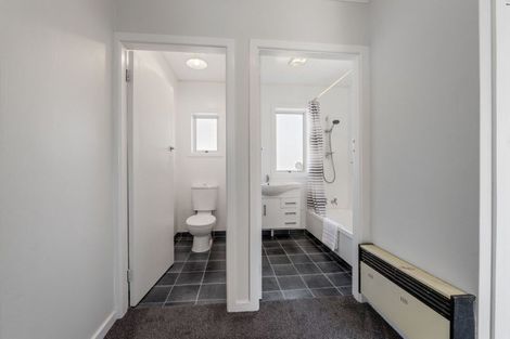 Photo of property in 94 Omata Road, Marfell, New Plymouth, 4310