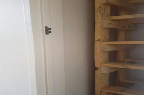 Photo of property in 10/10-26 John Jennings Drive, Oteha, Auckland, 0632