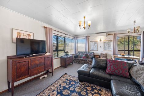 Photo of property in 1/100 Princes Street, Parkvale, Hastings, 4122