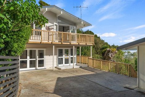 Photo of property in 100 Manganese Point Road, Tamaterau, Whangarei, 0174