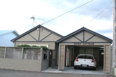 Photo of property in 13 Ferry Street, Seatoun, Wellington, 6022