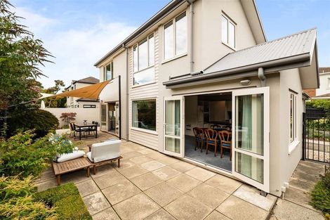 Photo of property in 16 Hanover Place, Ilam, Christchurch, 8041