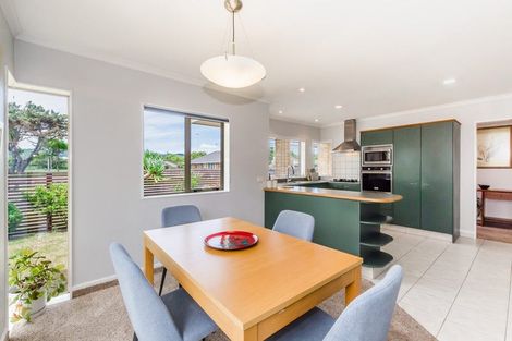 Photo of property in 17 Te Kupe Road, Paraparaumu Beach, Paraparaumu, 5032