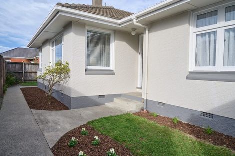 Photo of property in 192 Avonhead Road, Avonhead, Christchurch, 8042