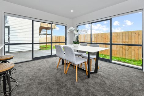 Photo of property in 4 Kaitiaki Drive, Clarks Beach, 2122