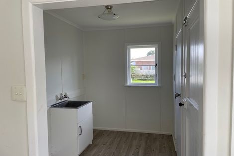 Photo of property in 7 Christmas Road, Manurewa, Auckland, 2102
