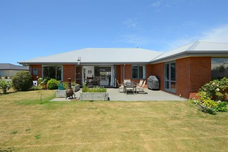 Photo of property in 10 Conie Glen Lane, Broomfield, Christchurch, 8042