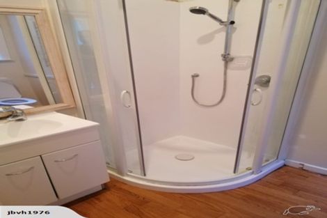 Photo of property in 5 Governor Road, Northland, Wellington, 6012