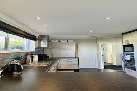 Photo of property in 91 Warren Crescent, Hillmorton, Christchurch, 8025