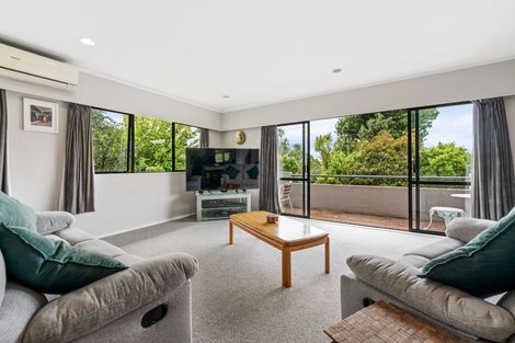Photo of property in 27 Sturm Avenue, Massey, Auckland, 0614