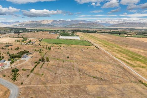 Photo of property in 17 Hardacre Place, Omarama, 9412