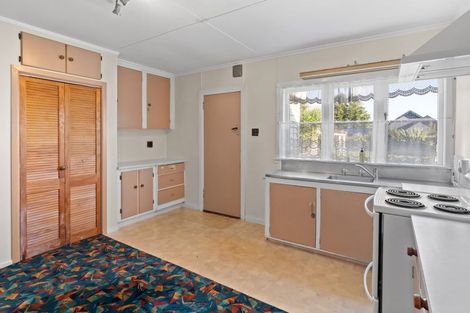 Photo of property in 8 Norbiton Road, Foxton, 4814