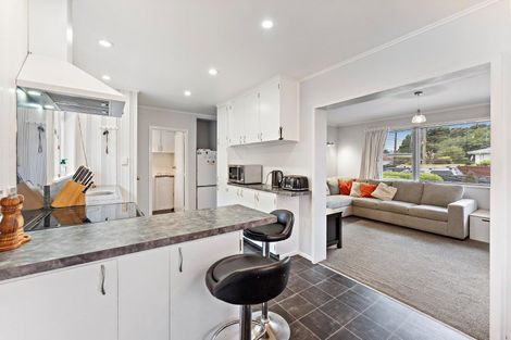 Photo of property in 41 Totara Park Road, Clouston Park, Upper Hutt, 5018