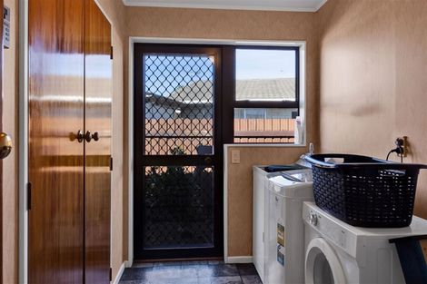 Photo of property in 18 Rimu Street, Hawera, 4610