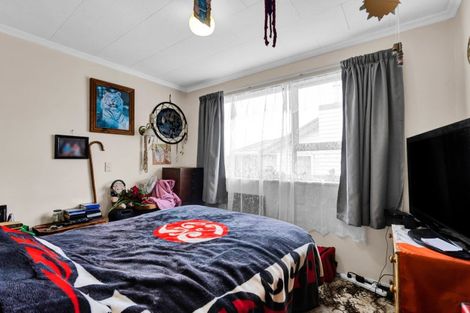 Photo of property in 2/168 Juliet Street, Stratford, 4332